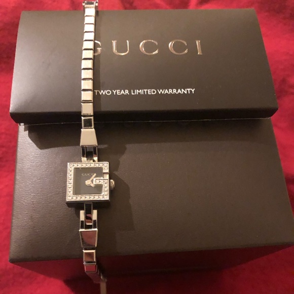 Gucci Accessories - Gucci watch with beautiful VS diamonds